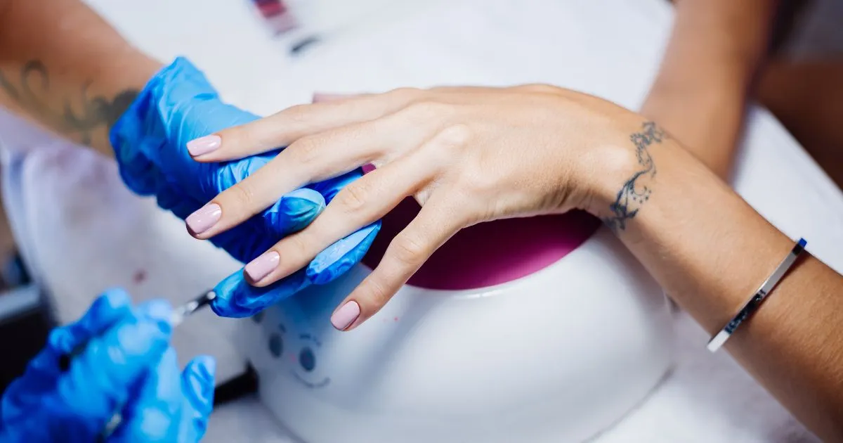 cat eye gel nail polish